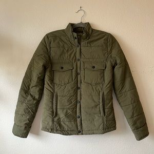 O’Neill Puffer Jacket in green.